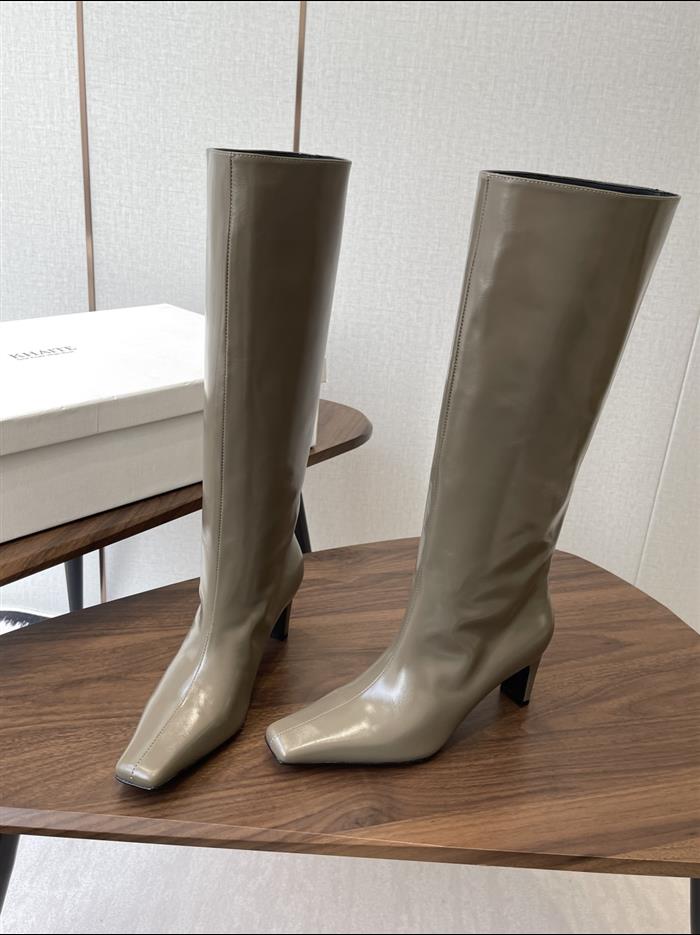 2025112817449590 480